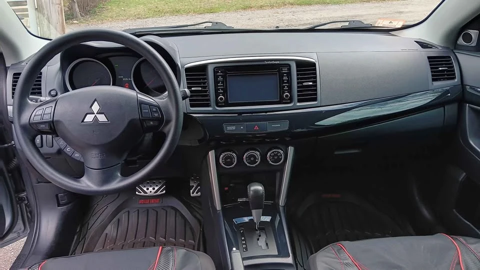 2017 Mitsubishi Lancer 9th Gen - Image 5 of 8