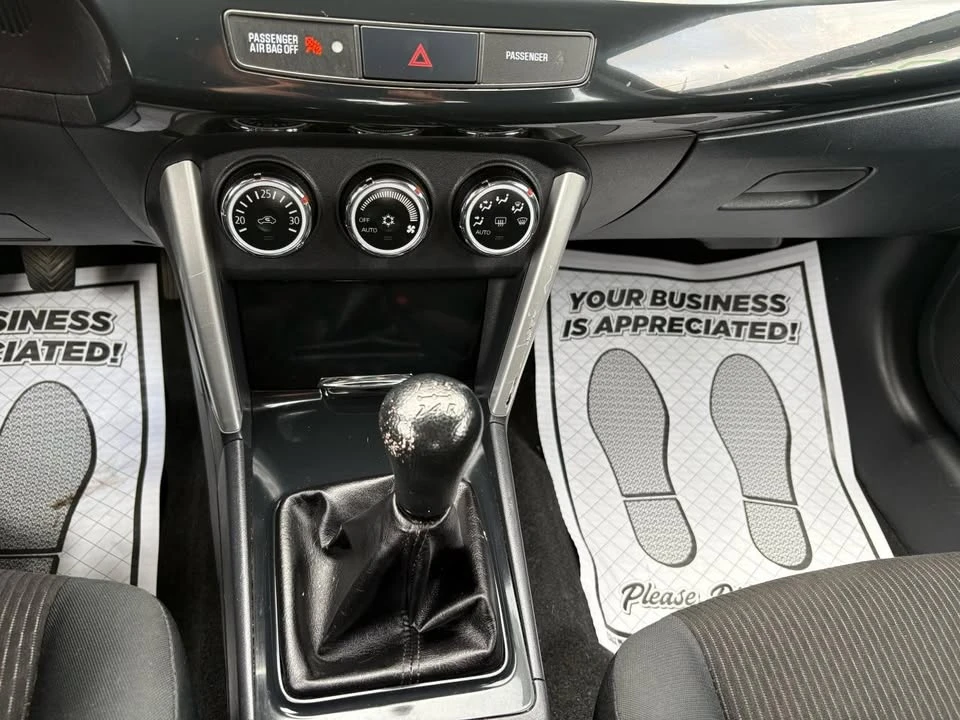 2017 Mitsubishi Lancer 10th Gen - Image 16 of 19