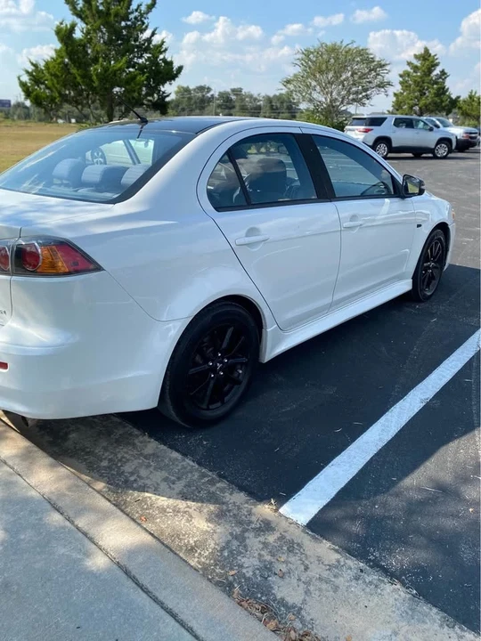 2017 Mitsubishi Lancer 10th Gen - Image 4 of 4