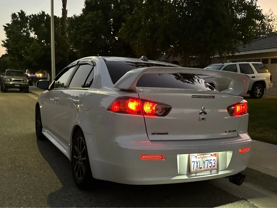 2017 Mitsubishi Lancer 10th Gen - Image 7 of 8