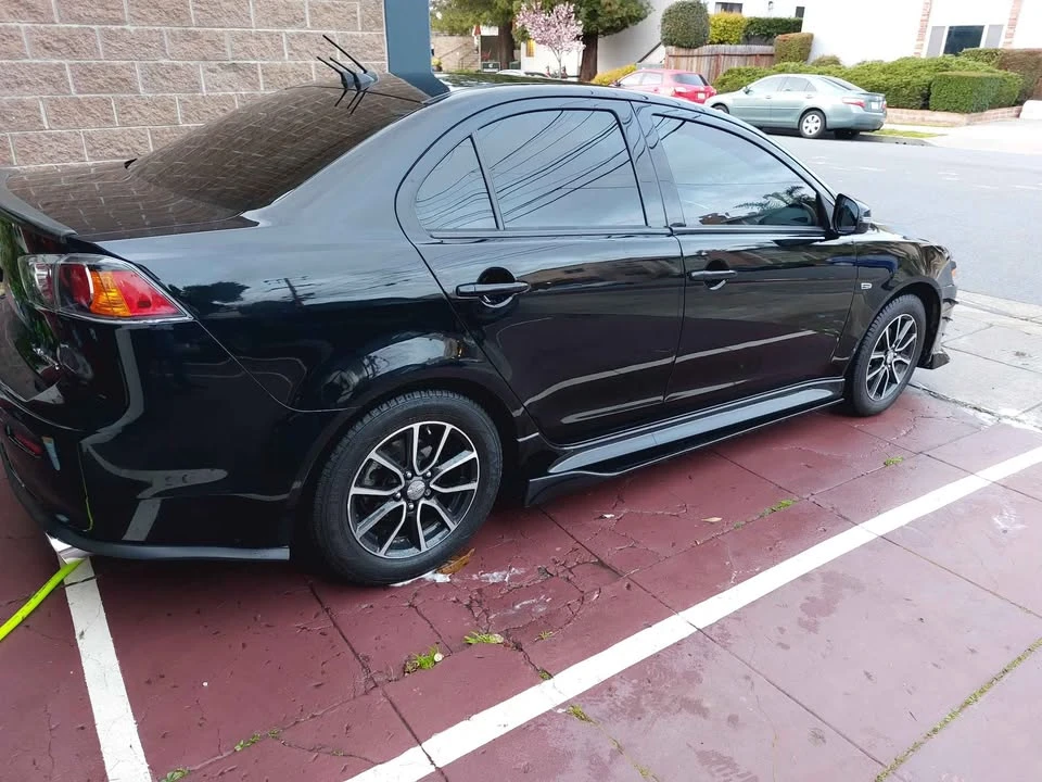 2017 Mitsubishi Lancer 10th Gen - Image 5 of 6