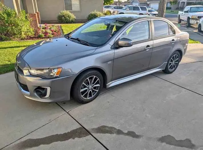 2017 Mitsubishi Lancer 10th Gen - Image 3 of 3