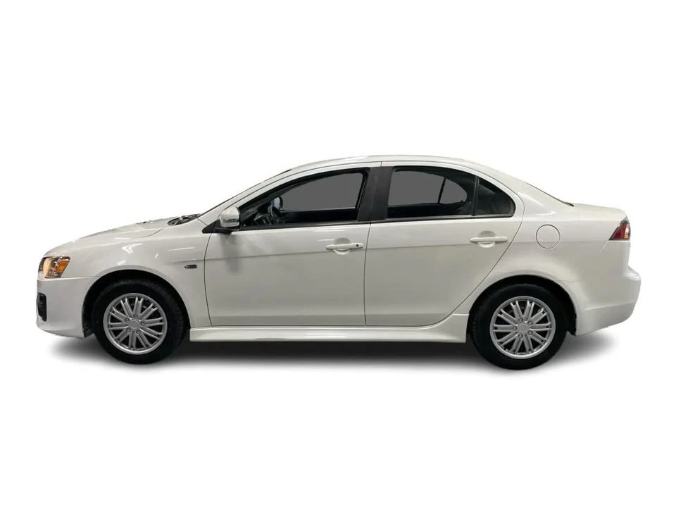 2017 Mitsubishi Lancer 10th Gen - Image 9 of 18