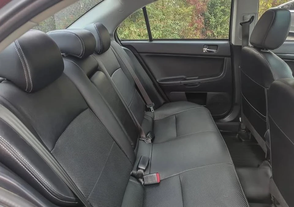 2017 Mitsubishi Lancer 10th Gen - Image 11 of 13