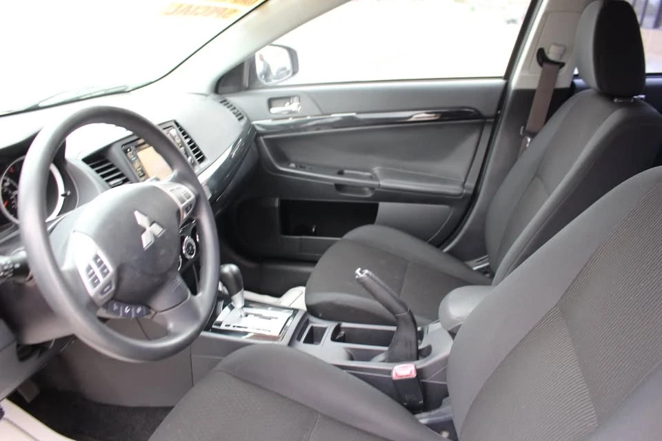 2017 Mitsubishi Lancer 10th Gen - Image 8 of 20