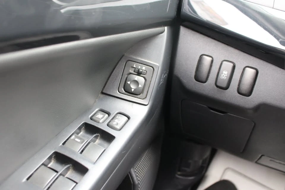 2017 Mitsubishi Lancer 10th Gen - Image 17 of 20
