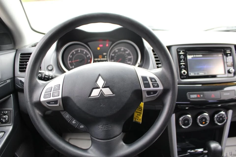 2017 Mitsubishi Lancer 10th Gen - Image 12 of 20