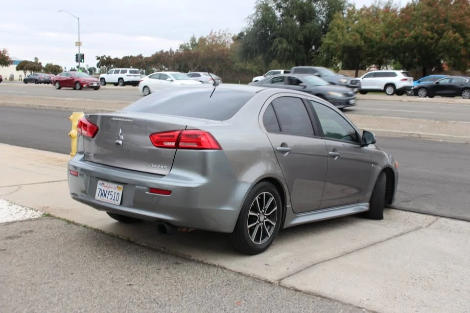 2017 Mitsubishi Lancer 10th Gen - Image 4 of 20