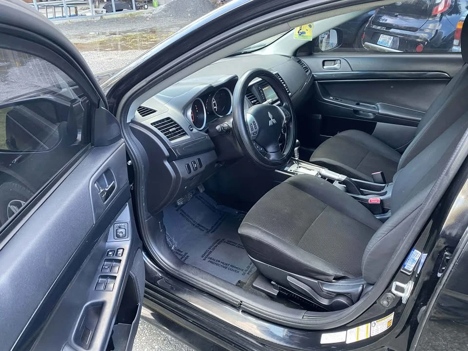 2017 Mitsubishi Lancer 10th Gen - Image 14 of 17