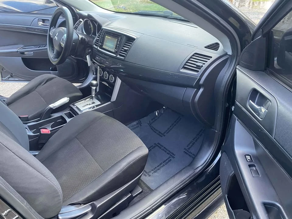 2017 Mitsubishi Lancer 10th Gen - Image 10 of 17