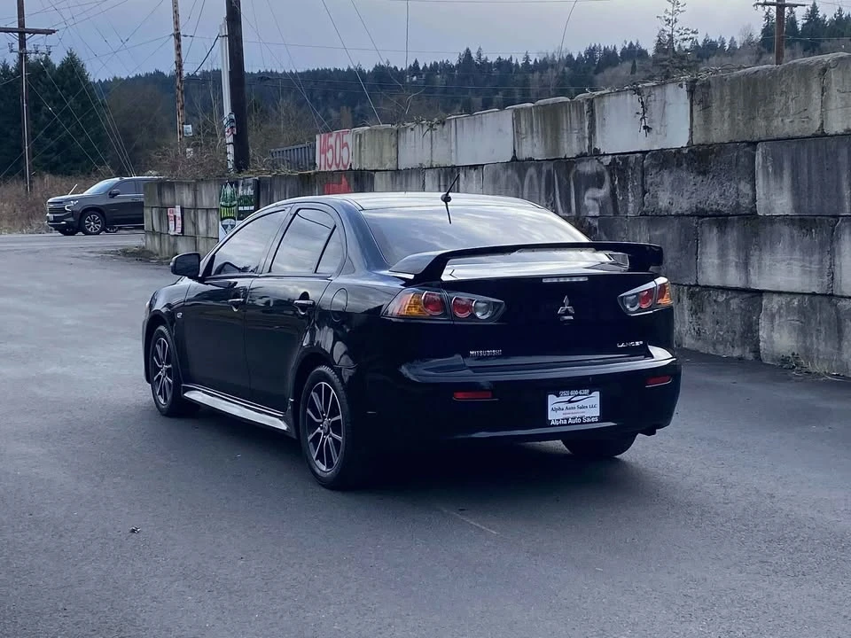 2017 Mitsubishi Lancer 10th Gen - Image 5 of 17
