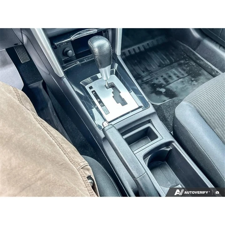 2017 Mitsubishi Lancer 10th Gen - Image 13 of 19
