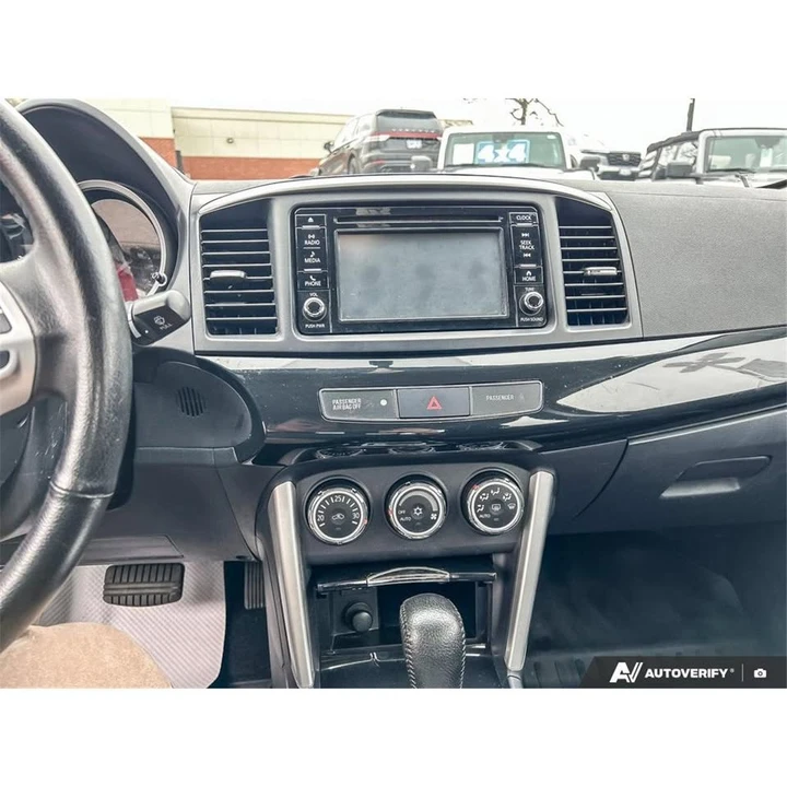 2017 Mitsubishi Lancer 10th Gen - Image 14 of 19