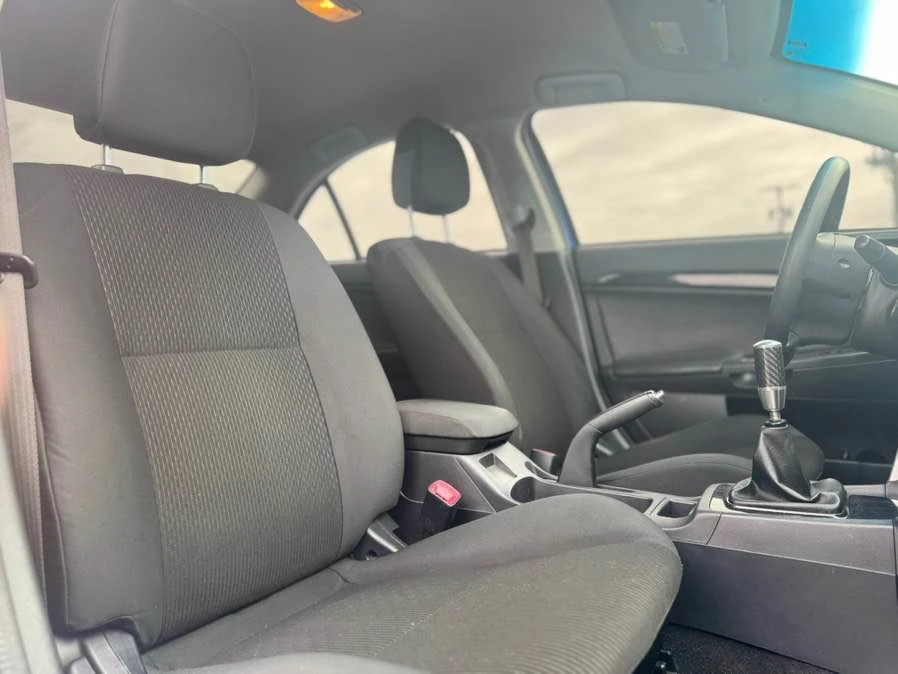 2017 Mitsubishi Lancer 10th Gen - Image 10 of 18