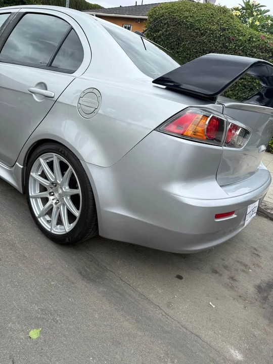 2017 Mitsubishi Lancer 10th Gen - Image 7 of 18