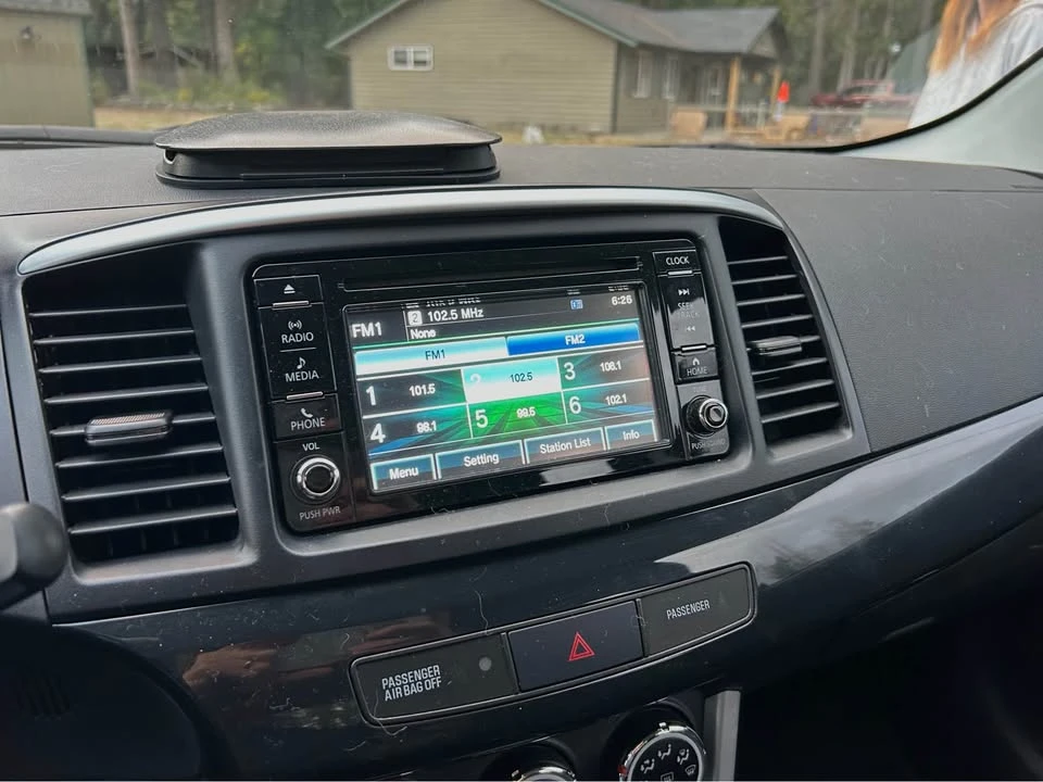 2017 Mitsubishi Lancer 10th Gen - Image 13 of 15