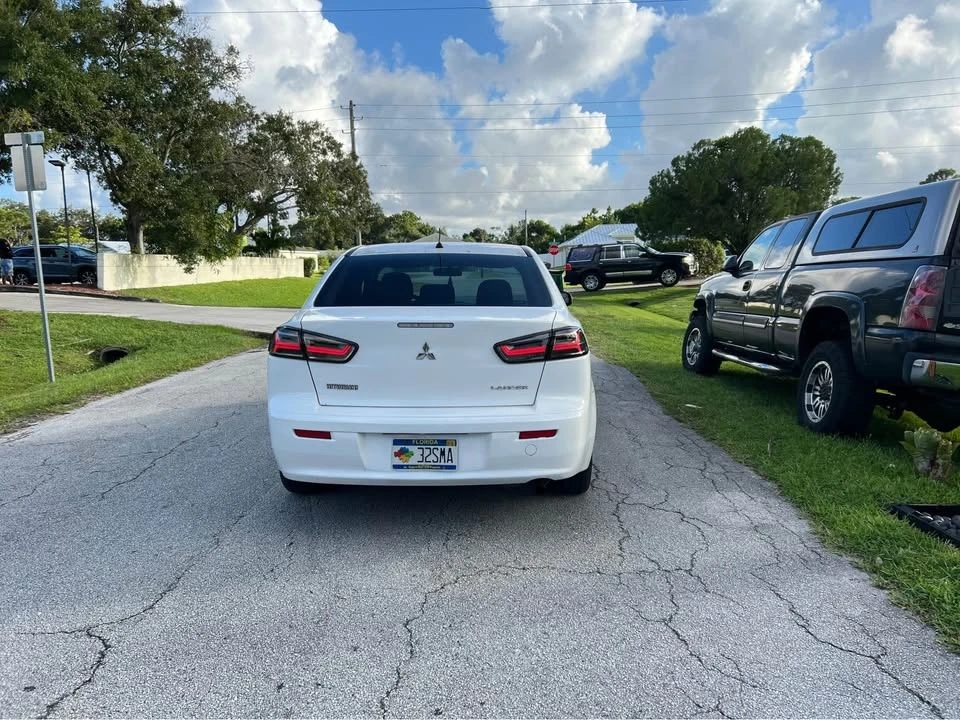 2017 Mitsubishi Lancer 10th Gen - Image 3 of 12