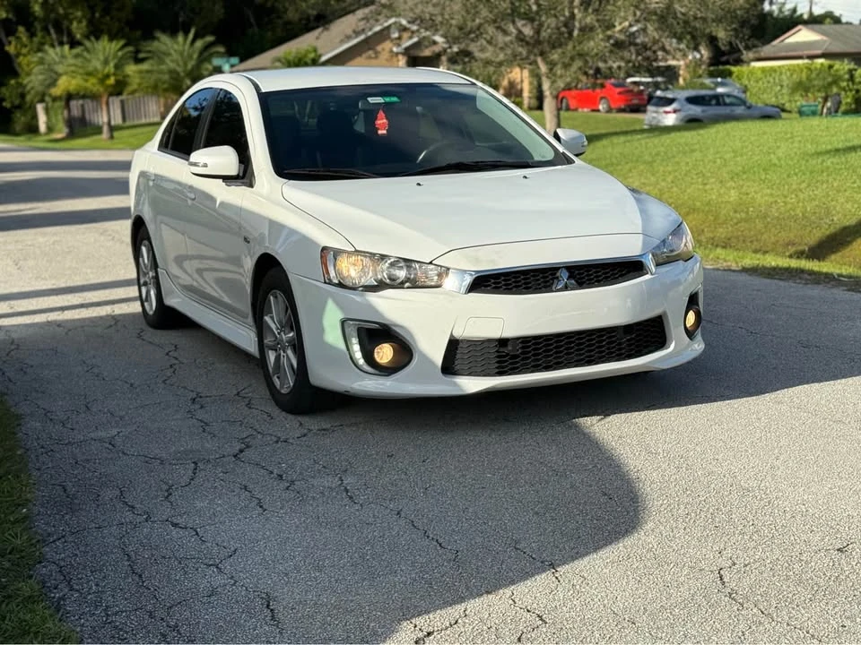 2017 Mitsubishi Lancer 10th Gen - Image 5 of 12