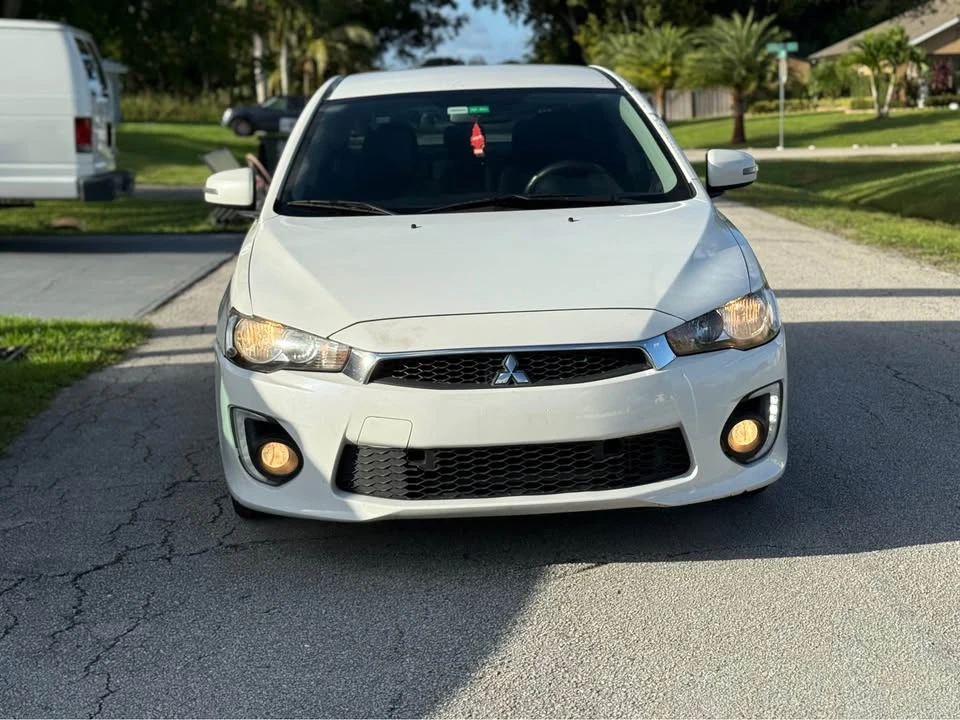 2017 Mitsubishi Lancer 10th Gen - Image 10 of 12