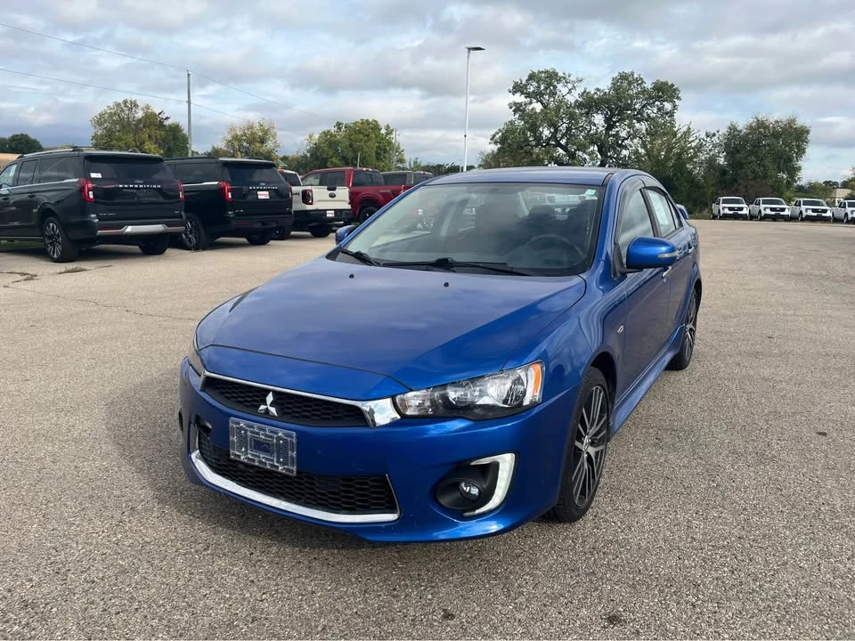 2017 Mitsubishi Lancer 10th Gen - Image 4 of 12