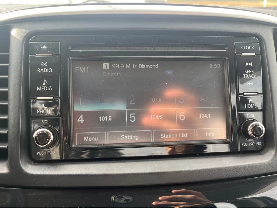 2017 Mitsubishi Lancer 10th Gen - Image 9 of 12