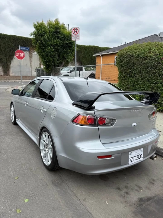 2017 Mitsubishi Lancer 10th Gen - Image 5 of 18