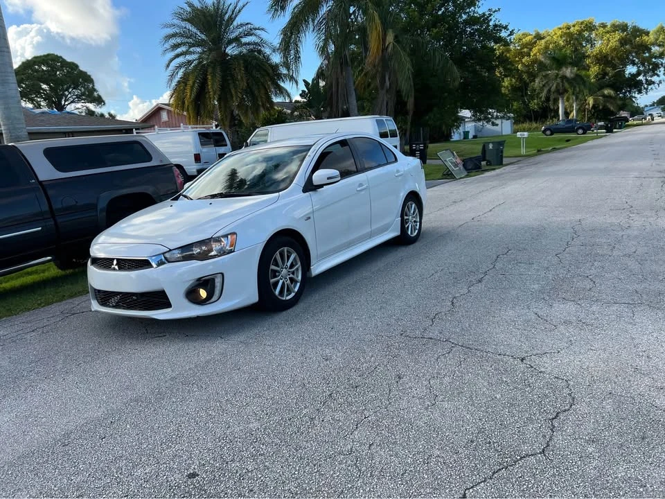 2017 Mitsubishi Lancer 10th Gen - Image 7 of 12