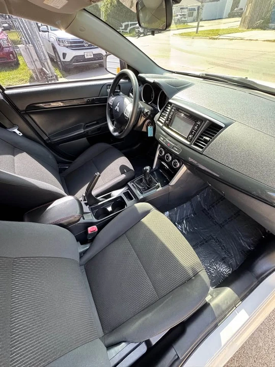 2017 Mitsubishi Lancer 10th Gen - Image 11 of 20