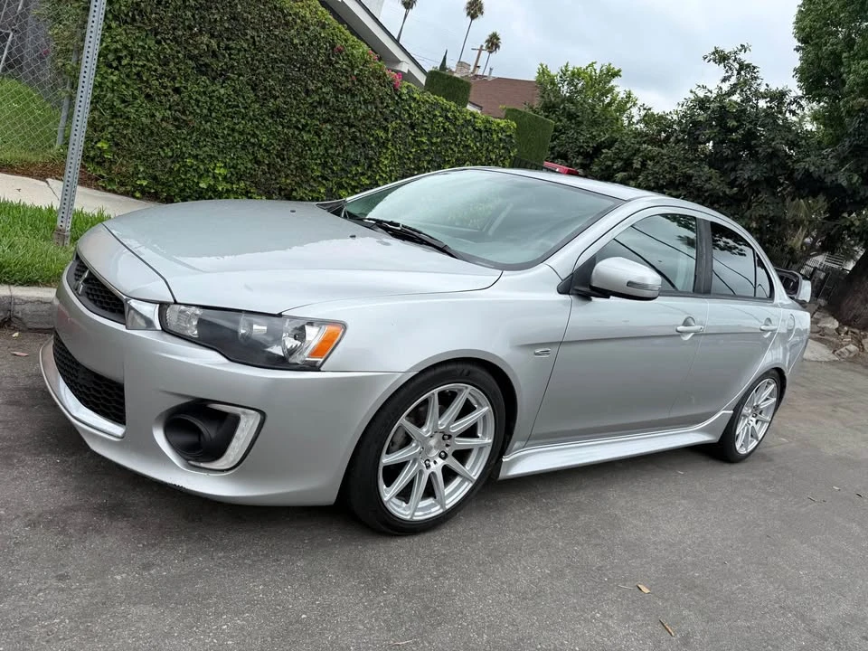 2017 Mitsubishi Lancer 10th Gen - Image 2 of 18