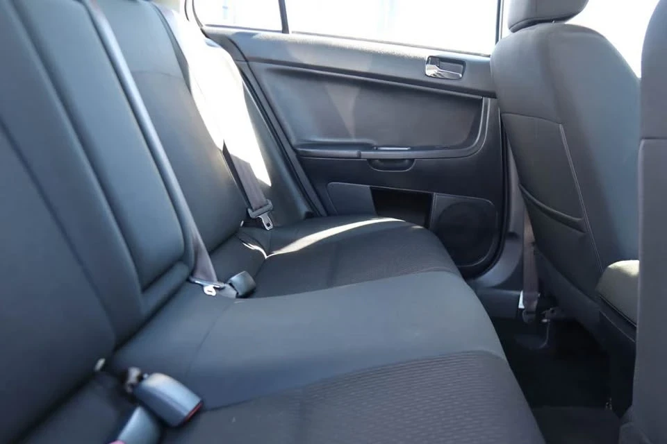 2017 Mitsubishi Lancer 10th Gen - Image 8 of 8