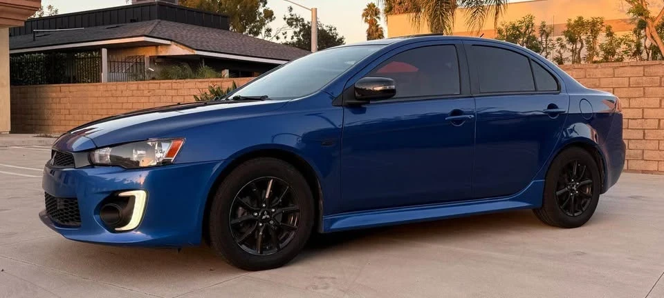 2017 Mitsubishi Lancer 10th Gen - Image 4 of 17
