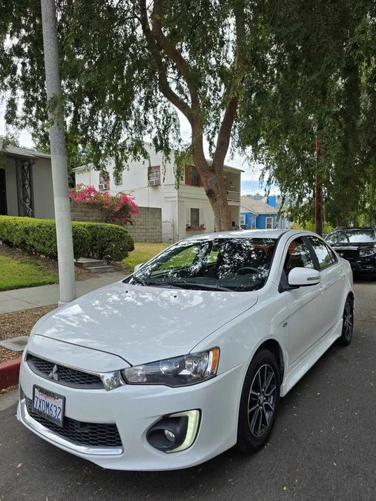 2017 Mitsubishi Lancer 10th Gen - Image 7 of 13