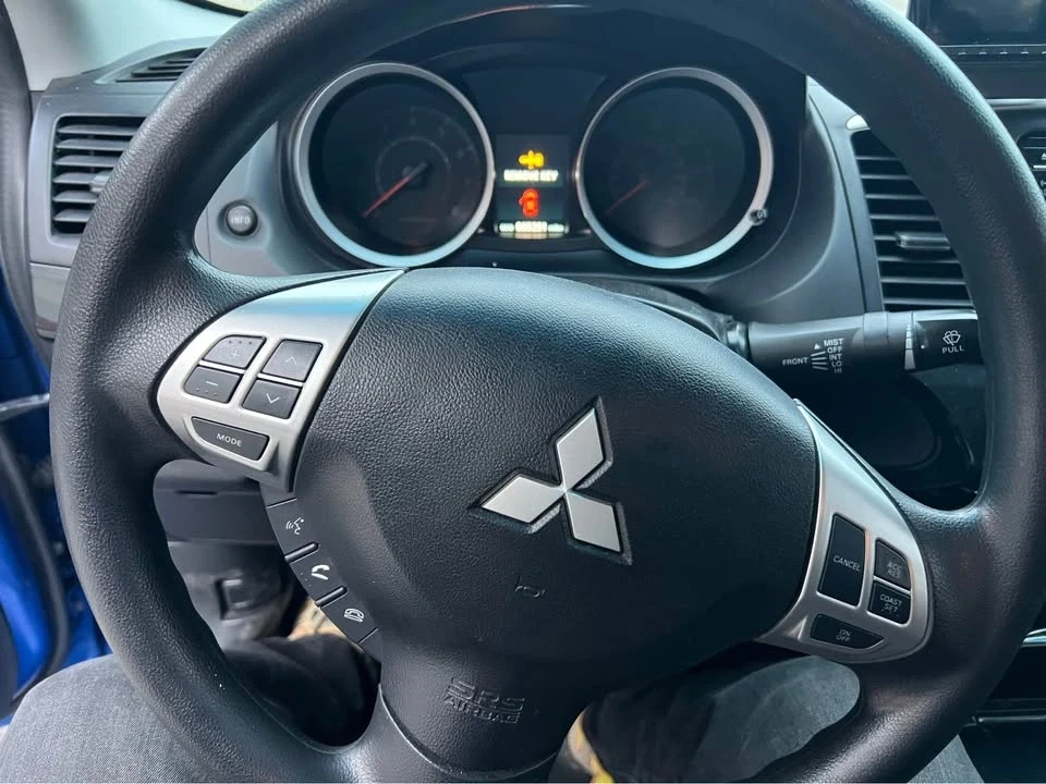 2017 Mitsubishi Lancer 10th Gen - Image 13 of 19