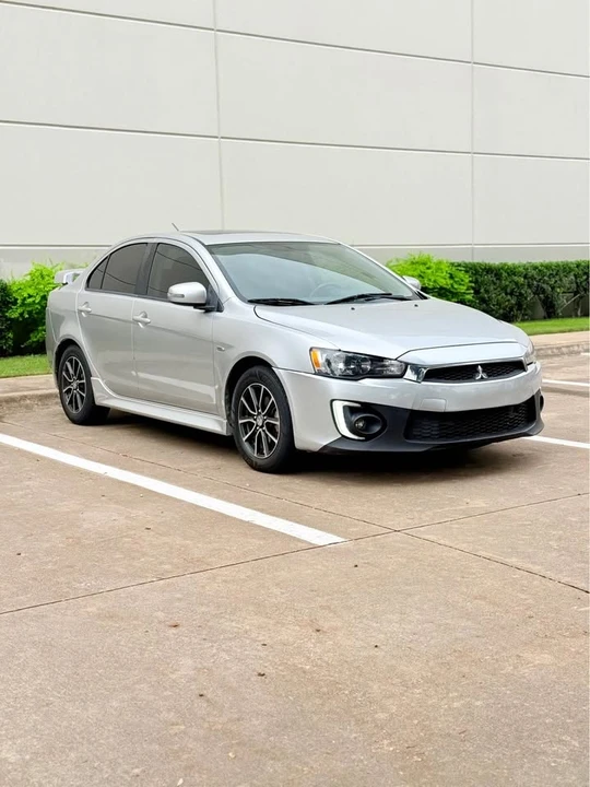 2017 Mitsubishi Lancer 10th Gen - Image 5 of 19