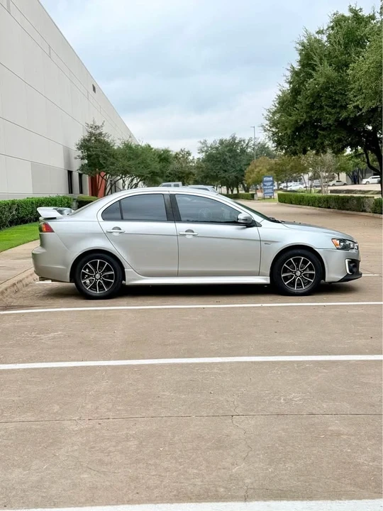 2017 Mitsubishi Lancer 10th Gen - Image 6 of 19