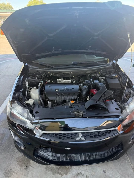 2017 Mitsubishi Lancer 10th Gen - Image 15 of 17