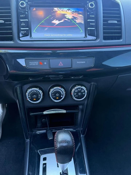 2017 Mitsubishi Lancer 10th Gen - Image 13 of 15