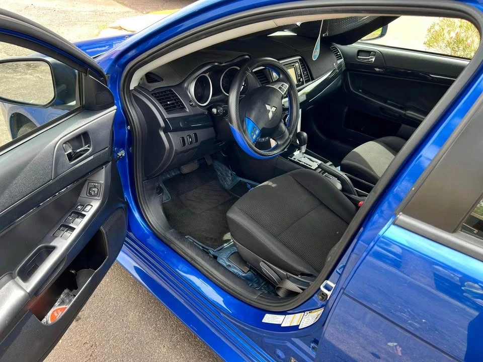 2017 Mitsubishi Lancer 10th Gen - Image 8 of 11