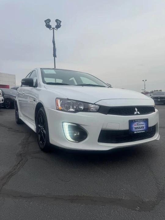 2017 Mitsubishi Lancer 10th Gen - Image 3 of 10