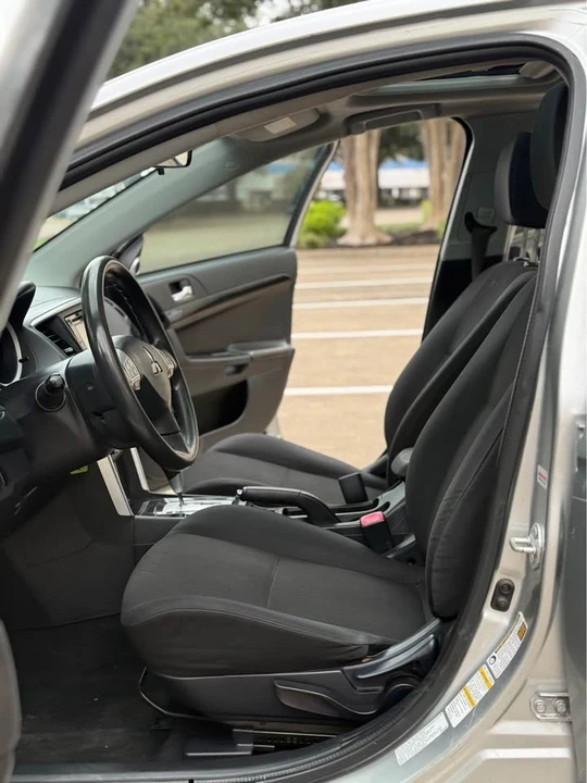2017 Mitsubishi Lancer 10th Gen - Image 15 of 19
