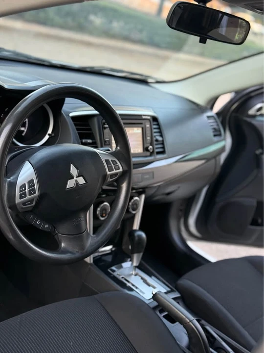 2017 Mitsubishi Lancer 10th Gen - Image 19 of 20
