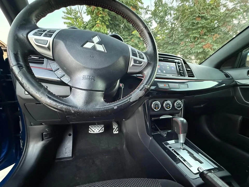 2017 Mitsubishi Lancer 10th Gen - Image 15 of 19