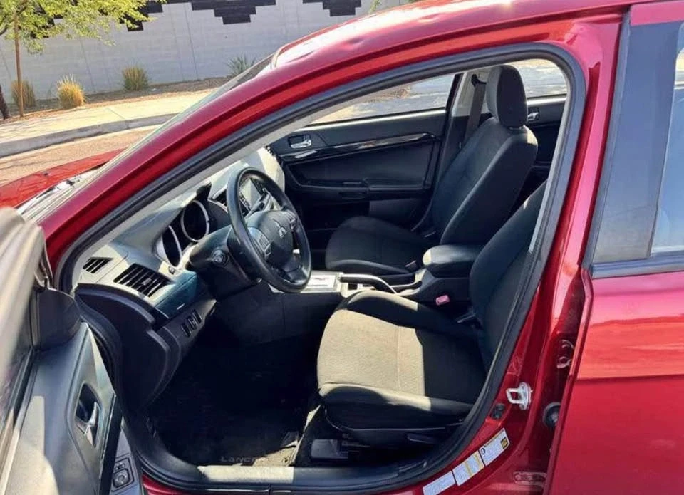 2017 Mitsubishi Lancer 10th Gen - Image 6 of 9