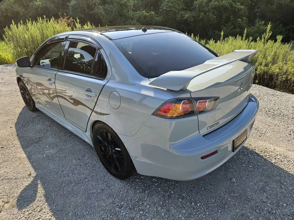 2017 Mitsubishi Lancer 10th Gen - Image 4 of 12