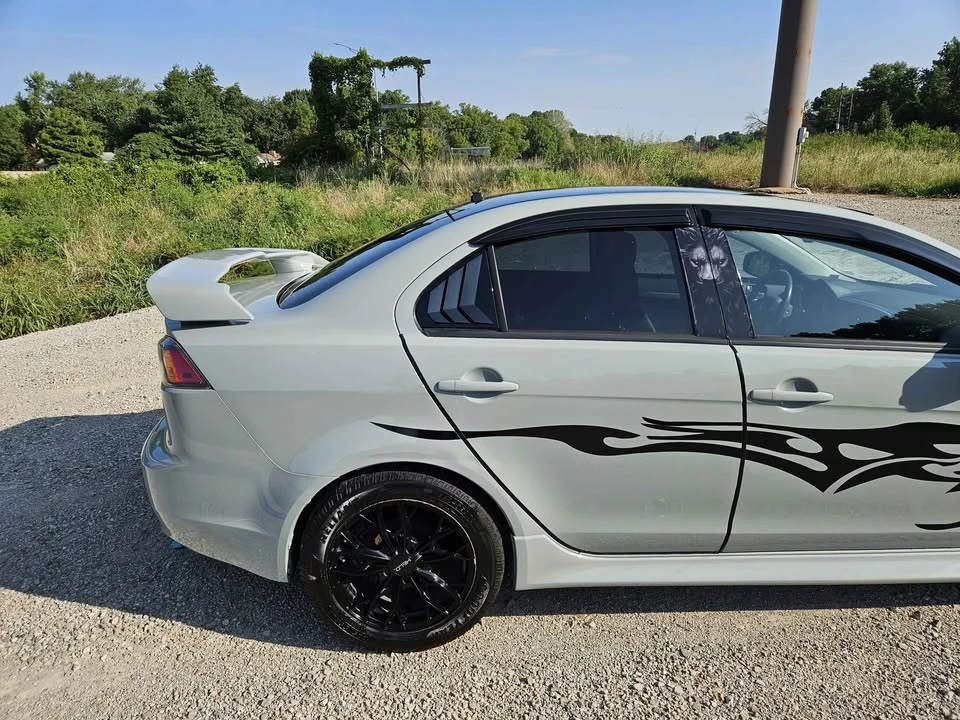 2017 Mitsubishi Lancer 10th Gen - Image 7 of 12
