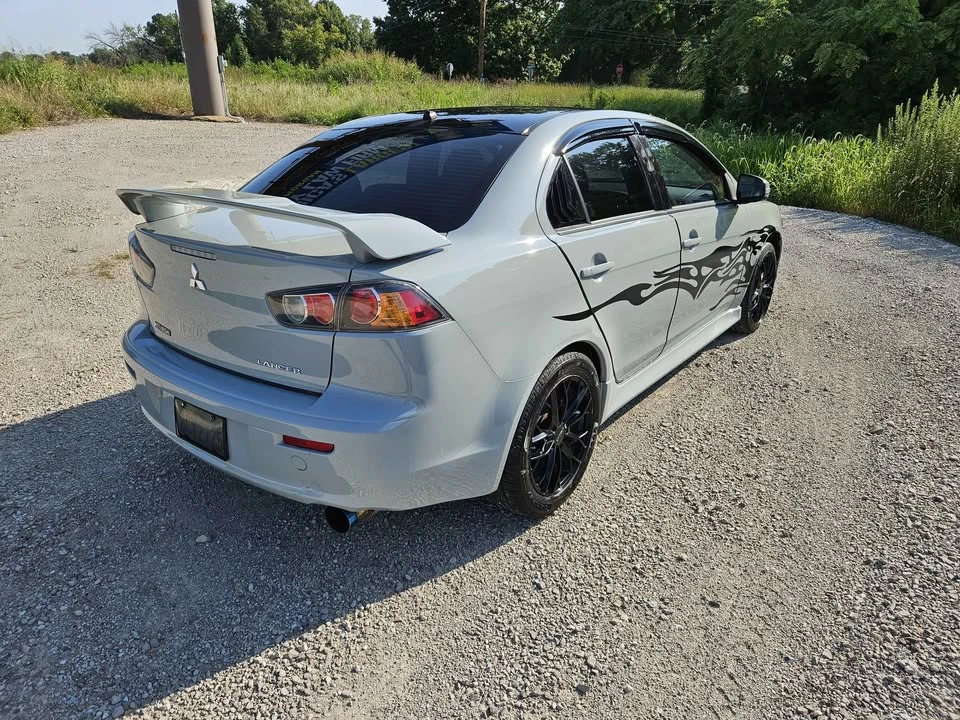 2017 Mitsubishi Lancer 10th Gen - Image 6 of 12