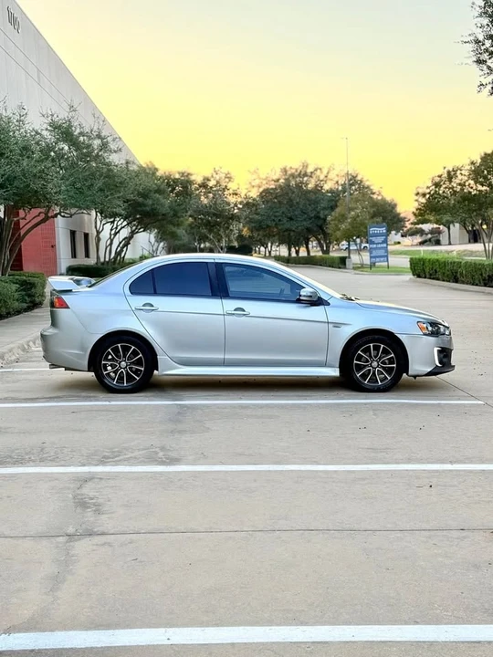 2017 Mitsubishi Lancer 10th Gen - Image 12 of 20