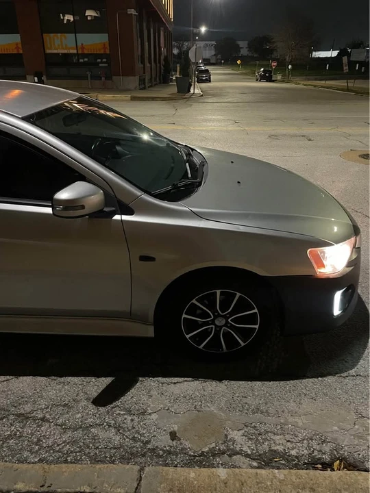 2017 Mitsubishi Lancer 10th Gen - Image 2 of 5