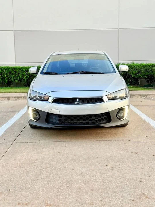 2017 Mitsubishi Lancer 10th Gen - Image 5 of 20