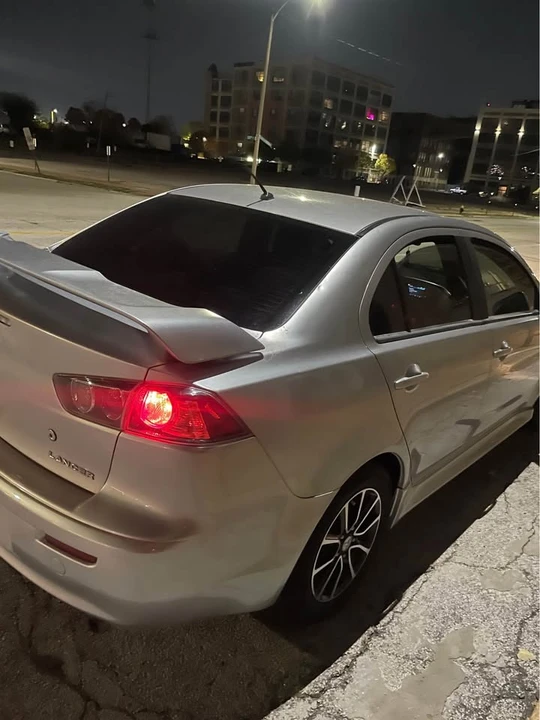 2017 Mitsubishi Lancer 10th Gen - Image 3 of 5